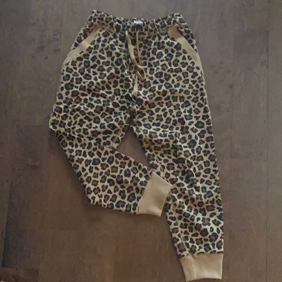 Cheetah Print Trackpants - Poppy & Peonies - Picture 1 of 1